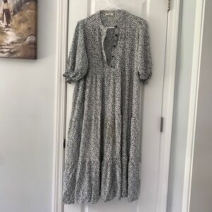 In Loom Heart Leopard Print Tiered Midi Dress White Black Red ILD2886 Womens S